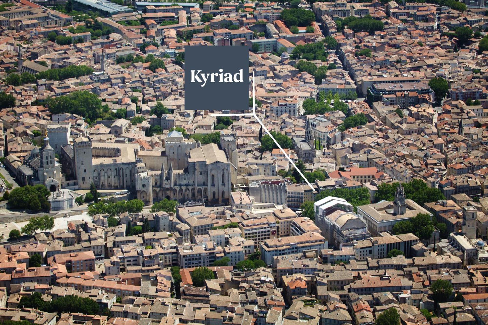 Kyriad Avignon - Palais Des Papes Exterior foto